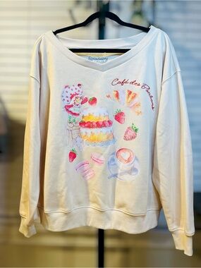 Strawberry Shortcake Café Des Bonbons Graphic Cream Sweatshirt Sz M